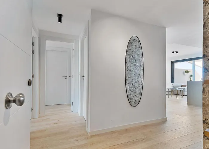 One 80 Within Walking Distance To The Sea Apartment *