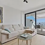 Apartment One 80 Within Walking Distance To The Sea Estepona